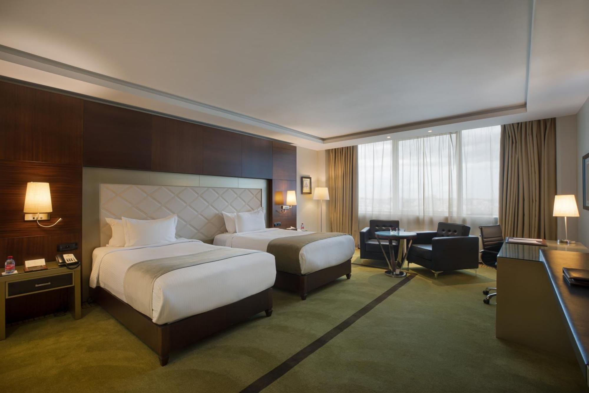 Grand Mogador City Center Casablanca Kültér fotó Deluxe room