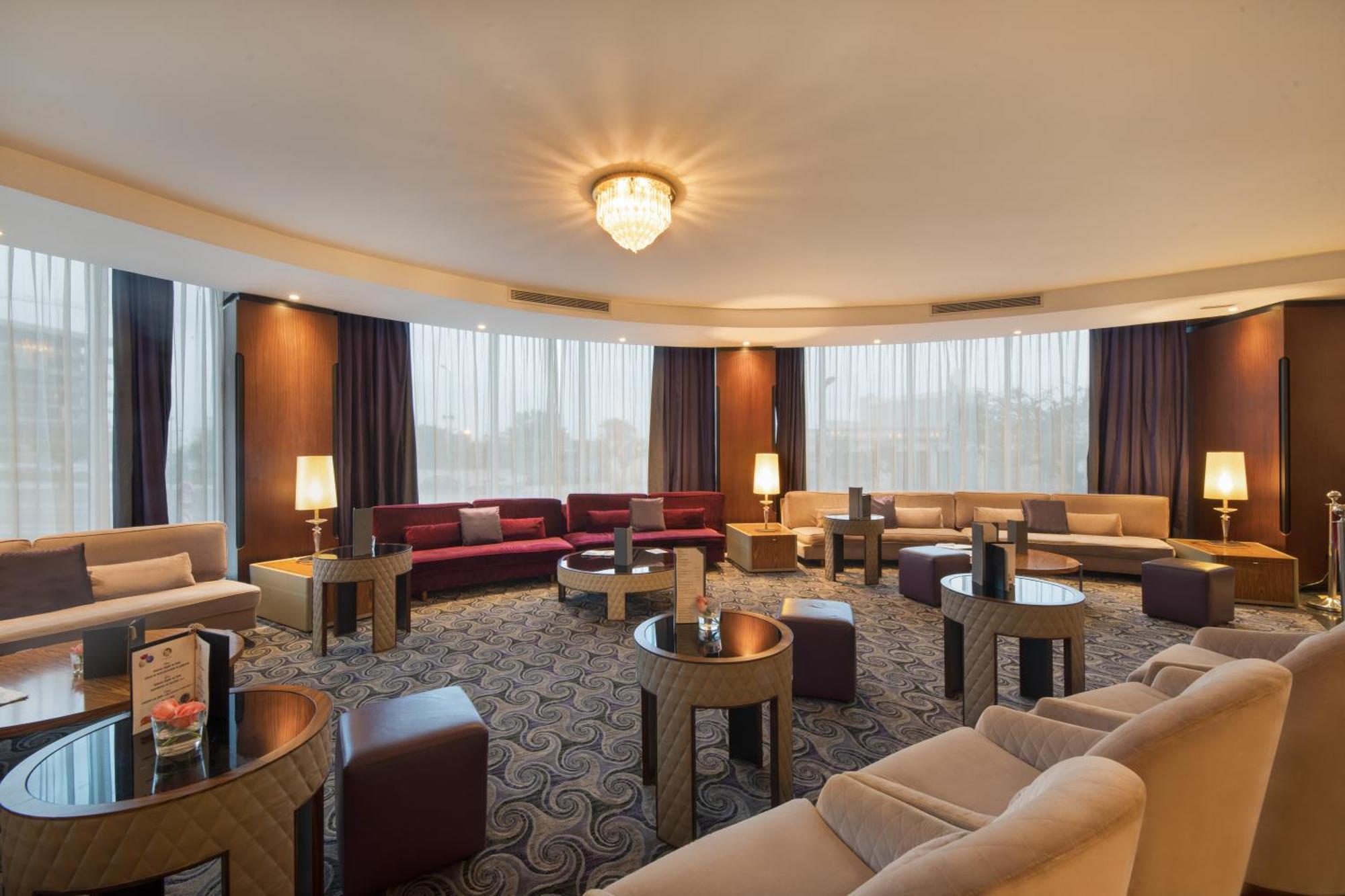 Grand Mogador City Center Casablanca Kültér fotó Club Lounge at the hotel